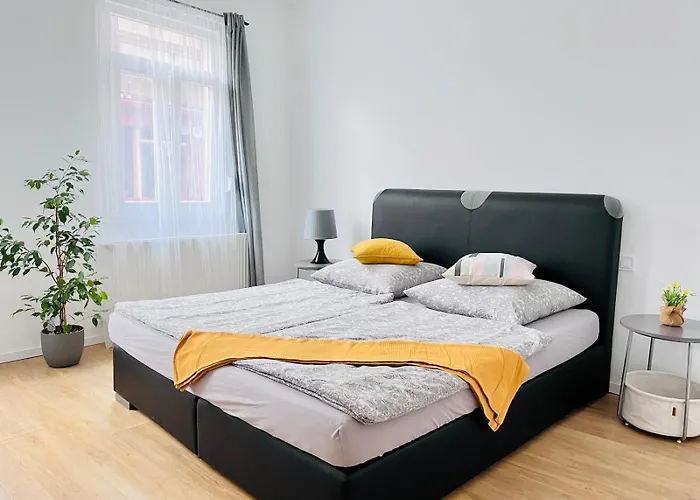 -1-Zentral-Traumwohnung-Rhein