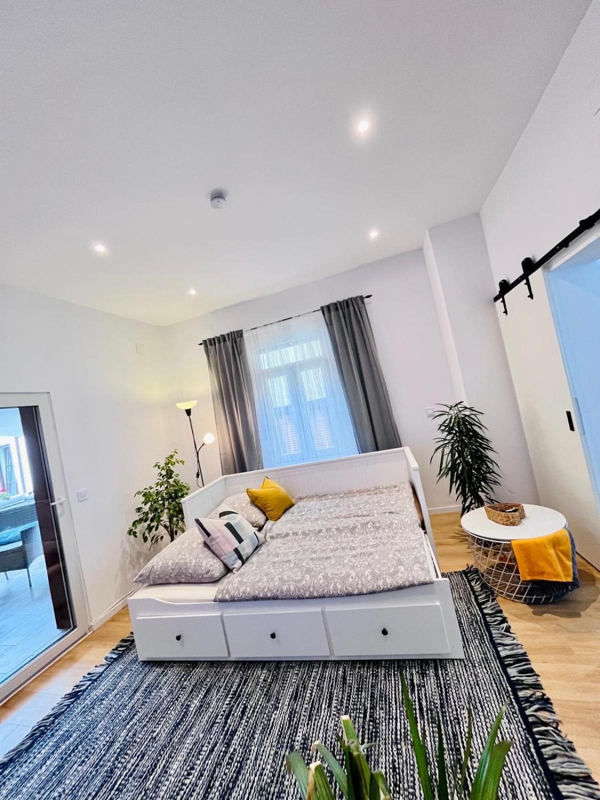 -1-zentral-traumwohnung-rhein * Oberwesel