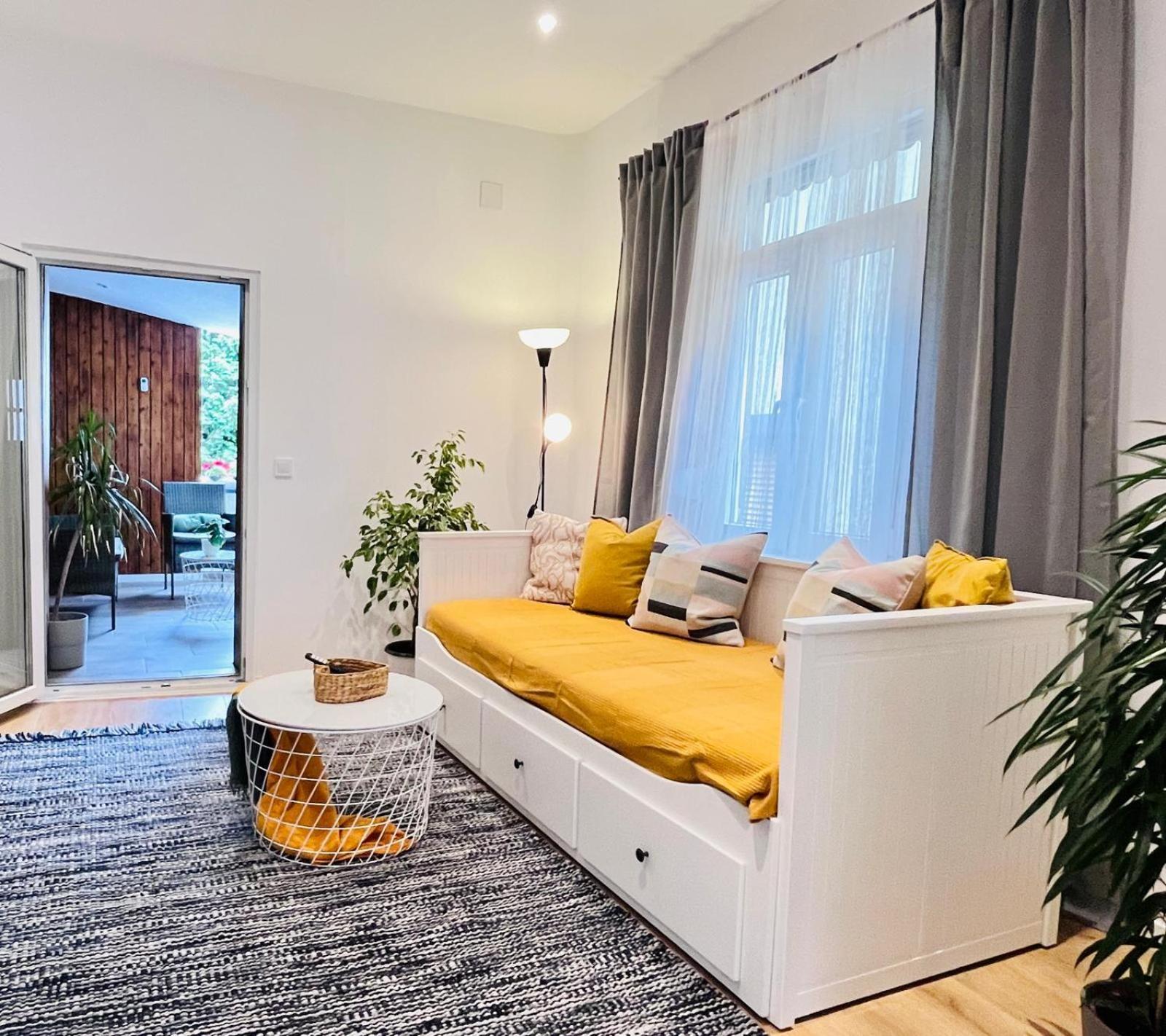 -1-zentral-traumwohnung-rhein Appartement *